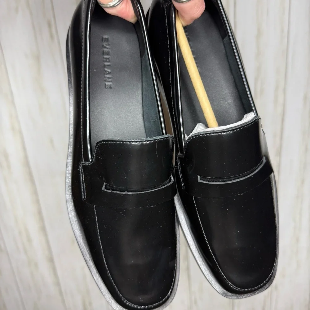 Everlane NWOT Womens 8.5 Classic Black Loafers